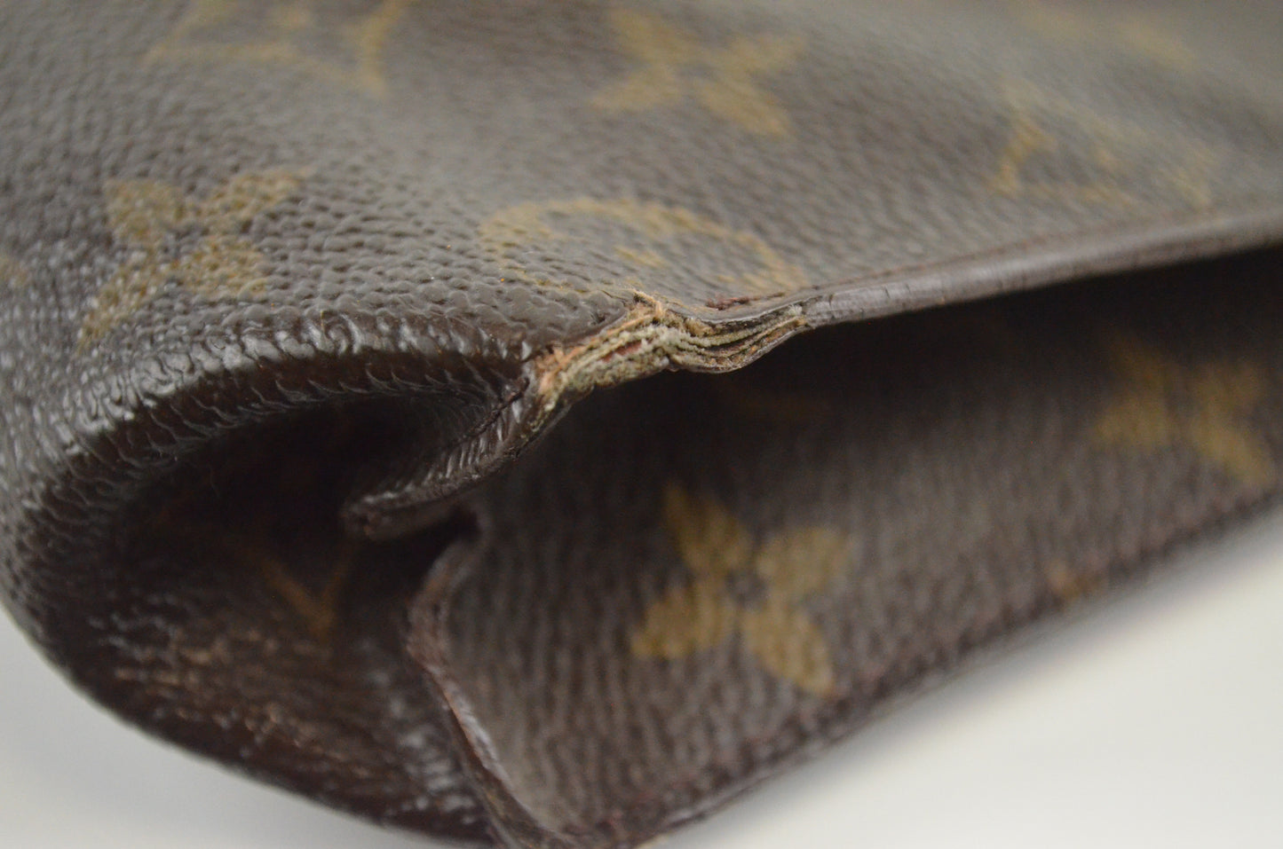 Louis Vuitton Pochette Toilette
