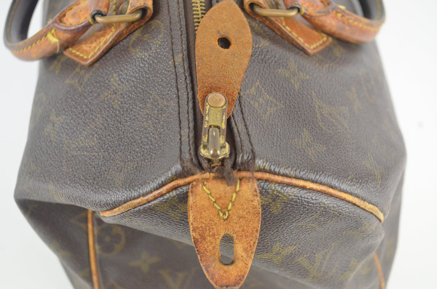 Louis Vuitton Speedy 30