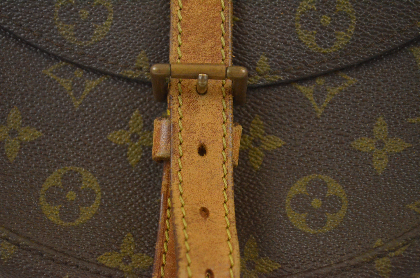 Louis Vuitton Chantilly