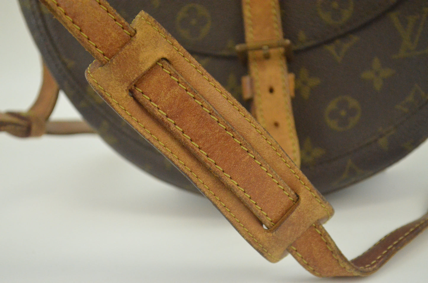 Louis Vuitton Chantilly