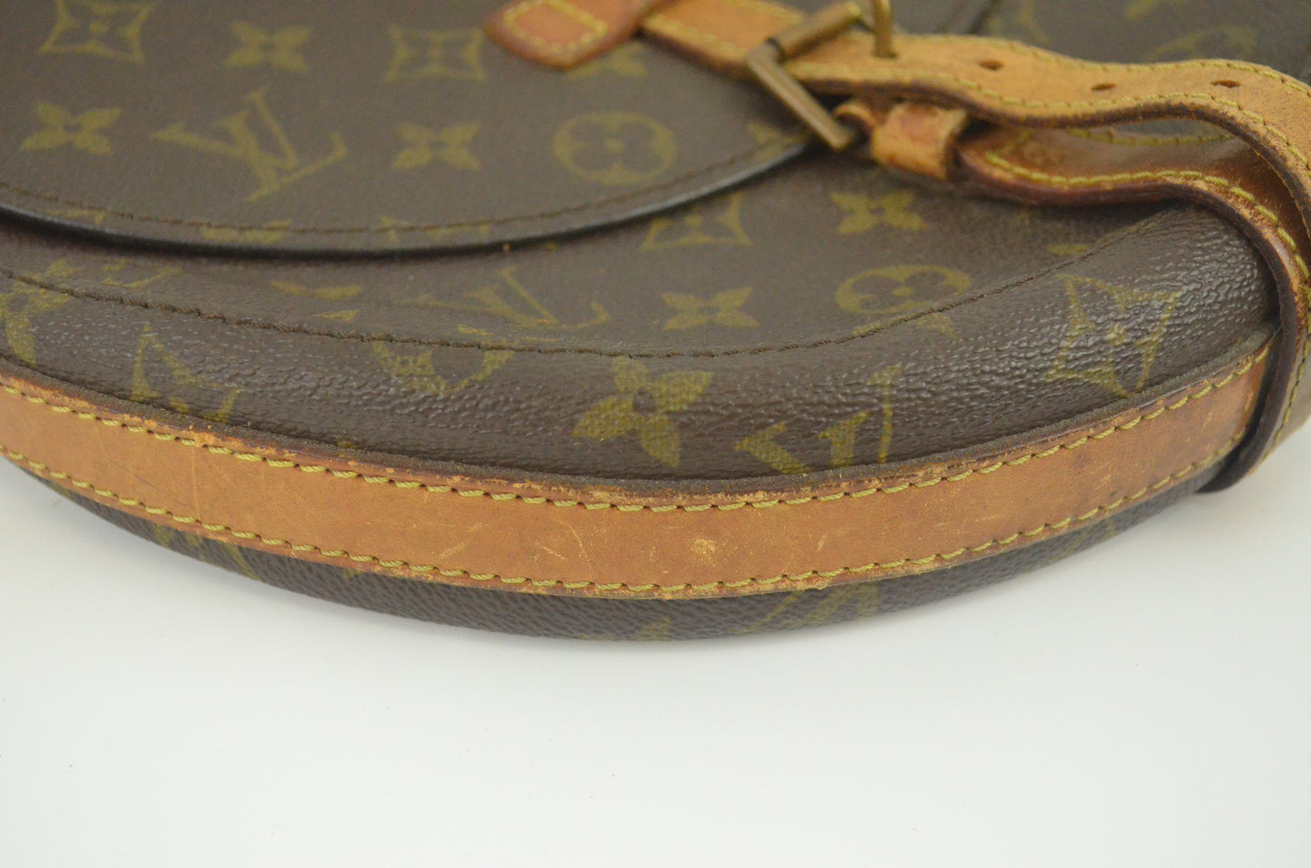 Louis Vuitton Chantilly
