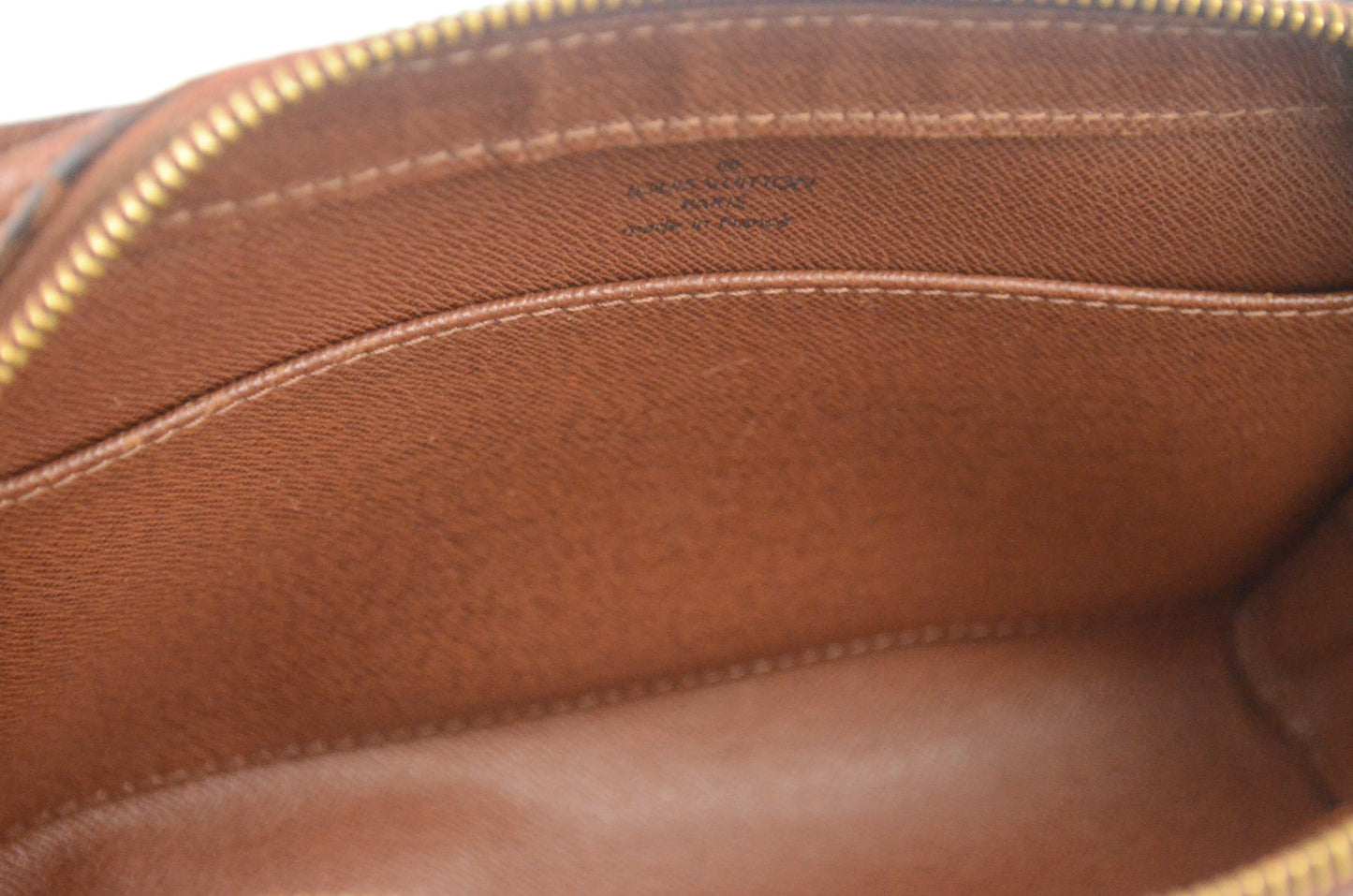 Louis Vuitton Clutch Monogram Canvas