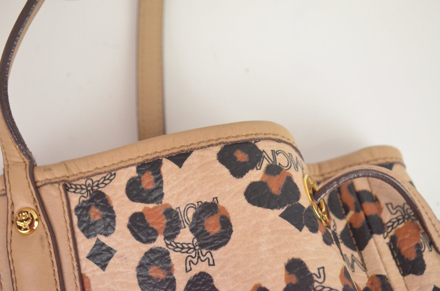 MCM Shopper