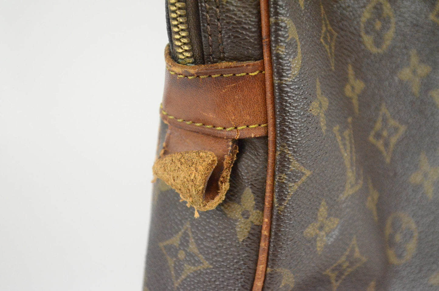 Louis Vuitton Sirius Monogram Canvas