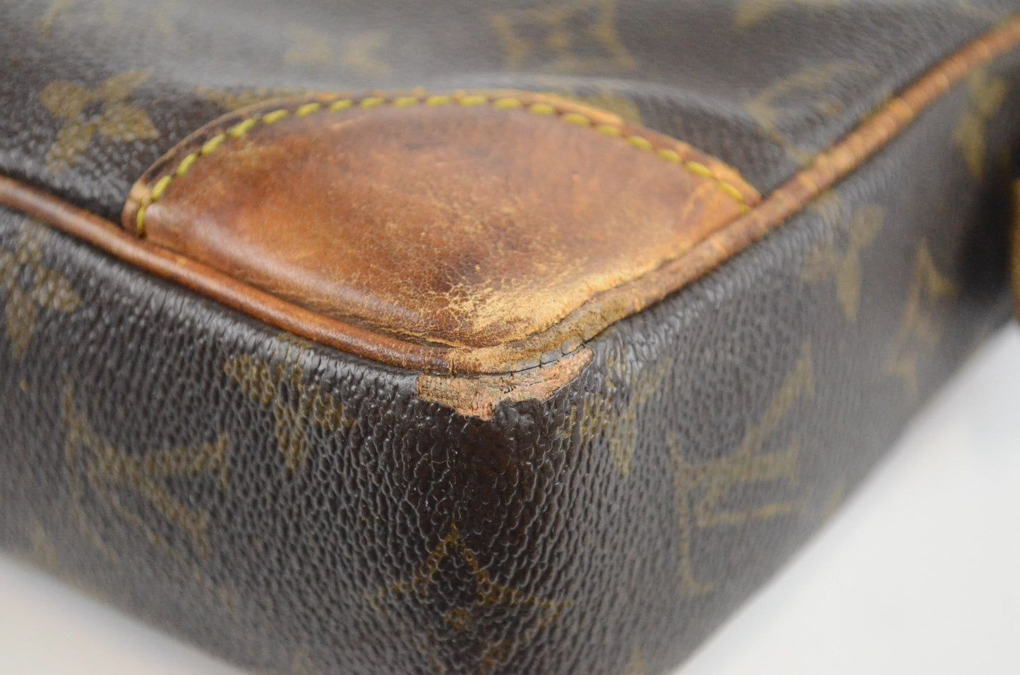 Louis Vuitton Sirius Monogram Canvas