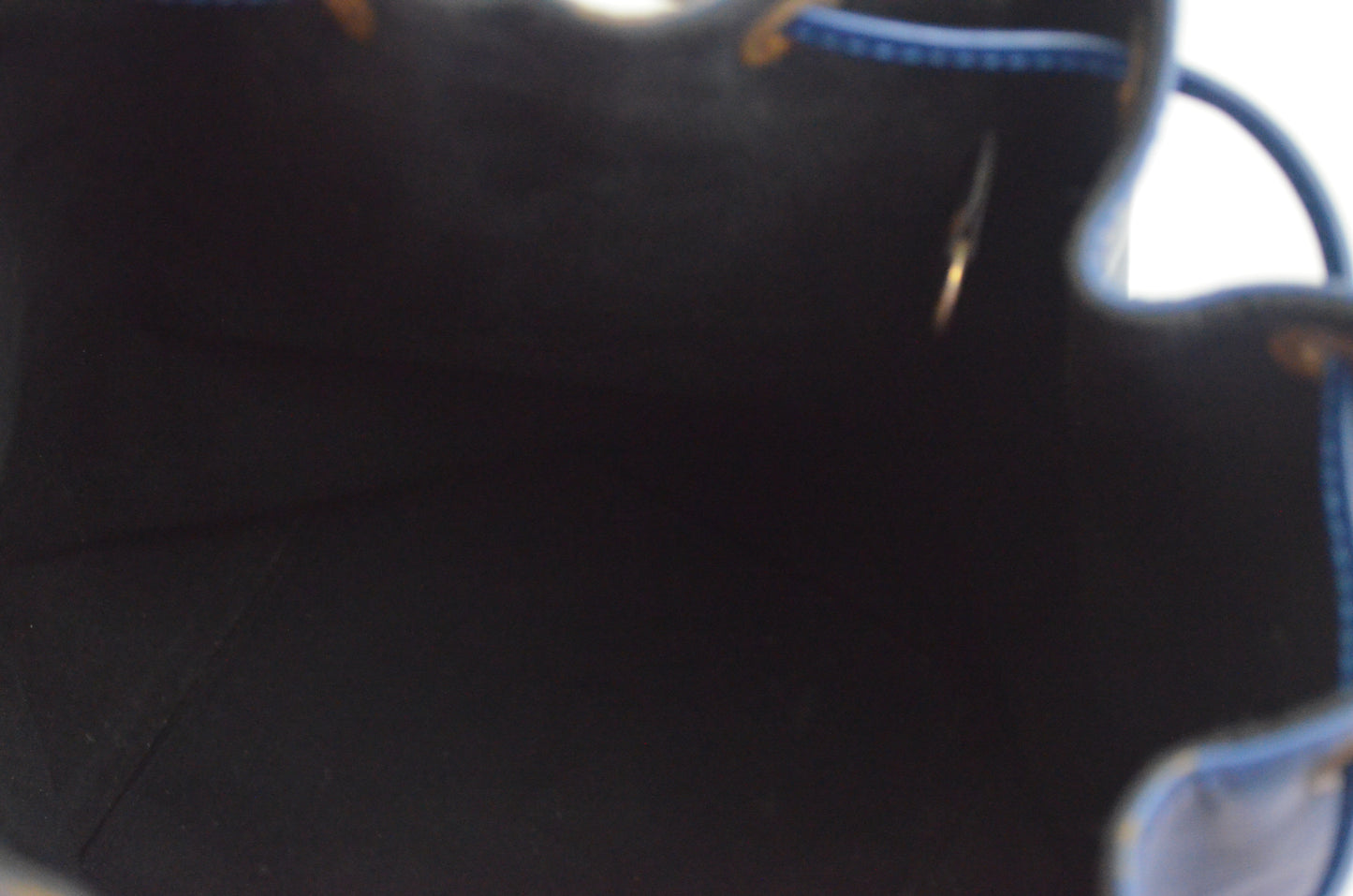 Louis Vuitton Noé Epi Leder