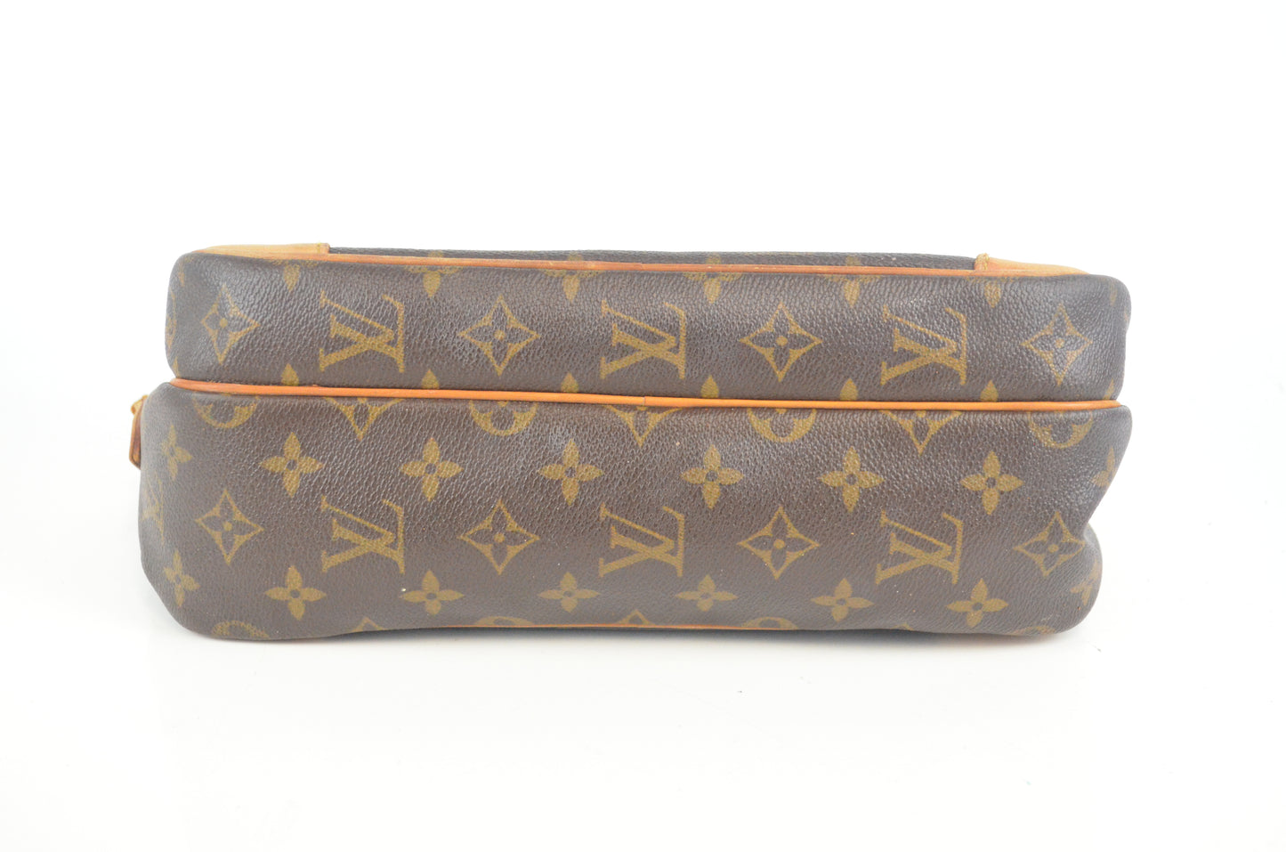 Louis Vuitton Nile
