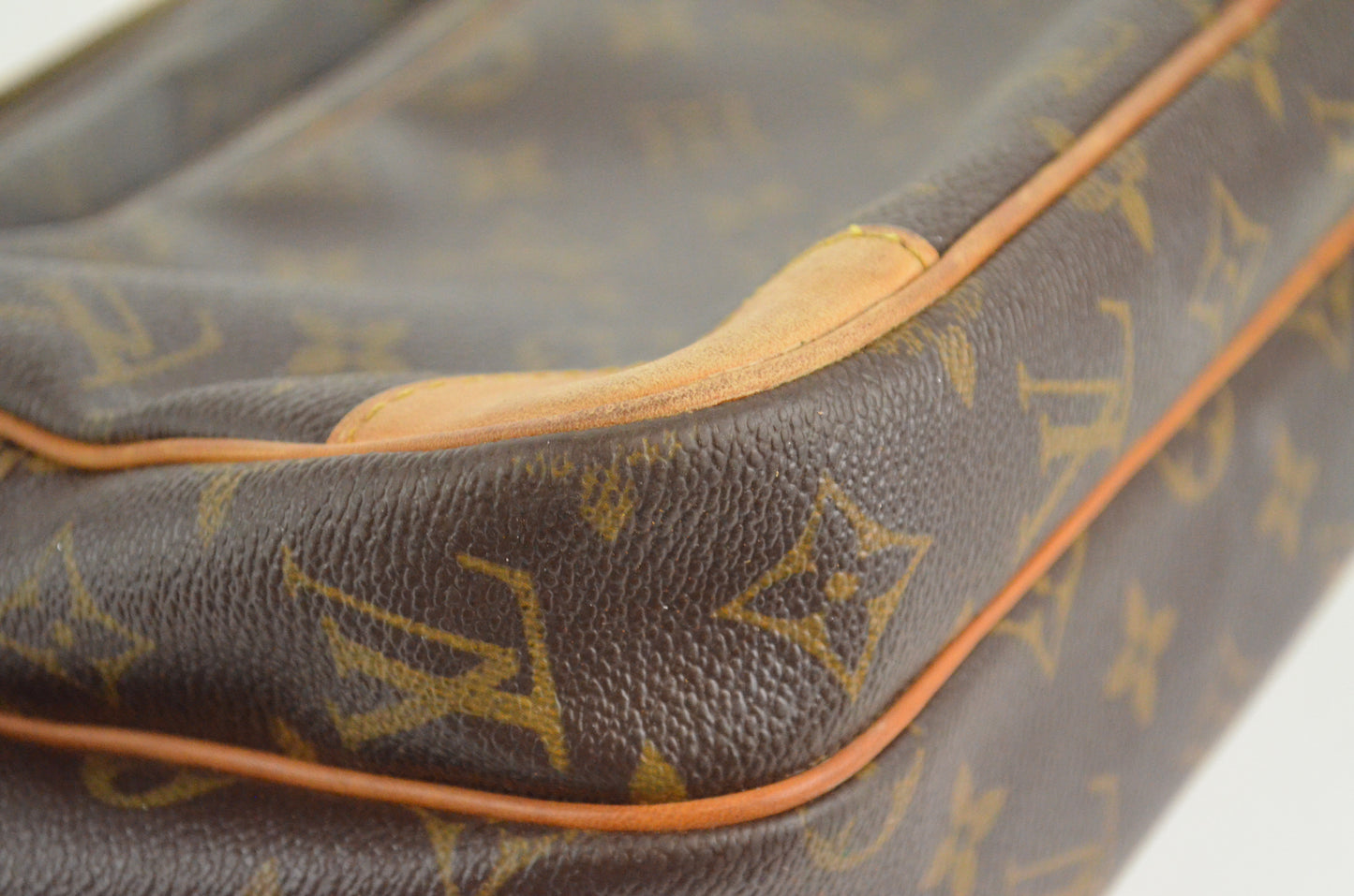 Louis Vuitton Nile
