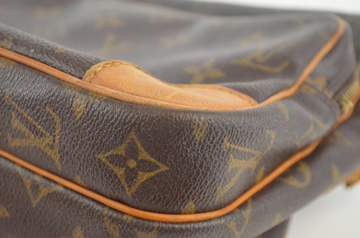 Louis Vuitton Nile
