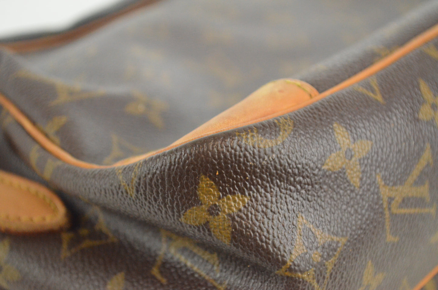 Louis Vuitton Nile