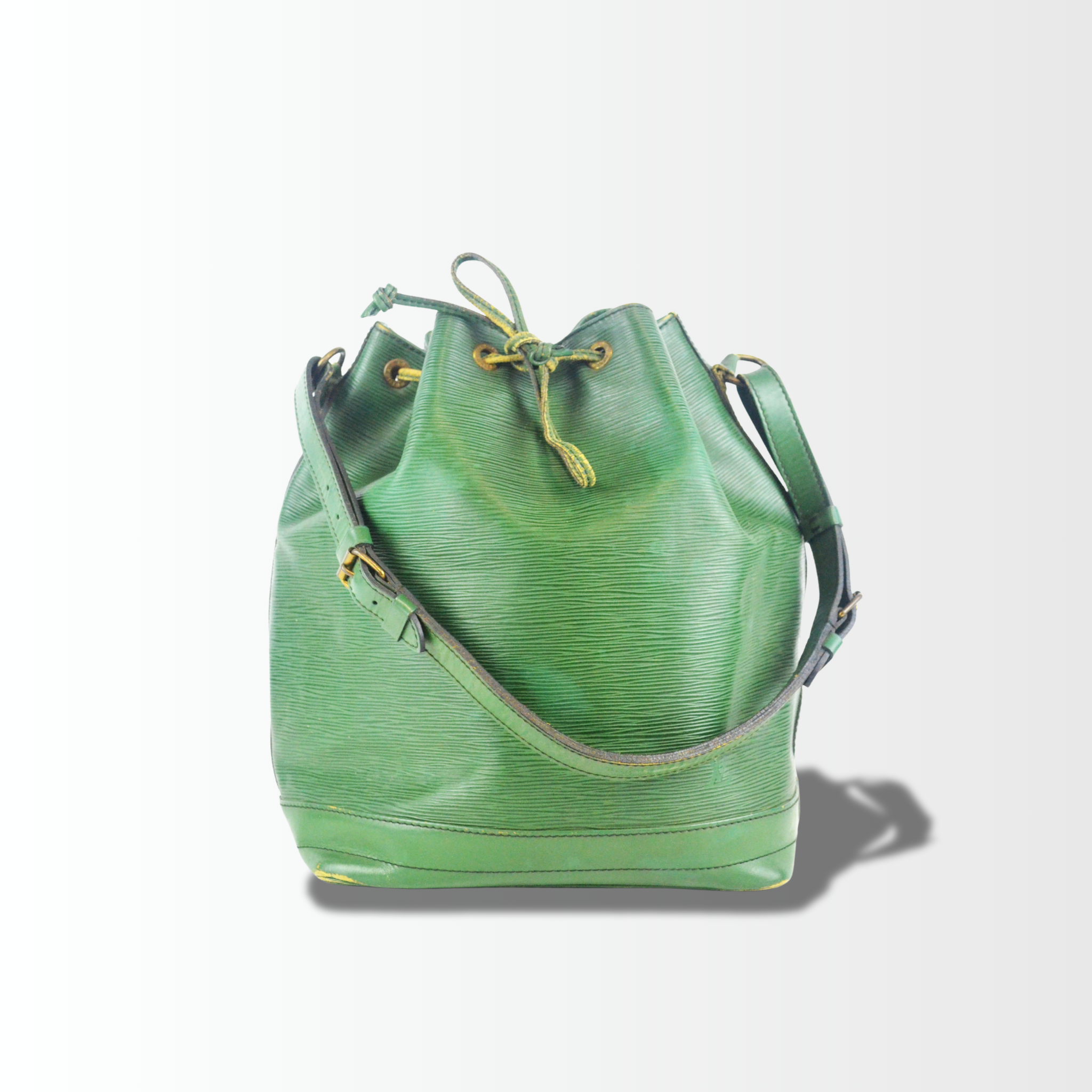 Louis Vuitton Noé Epi Leder