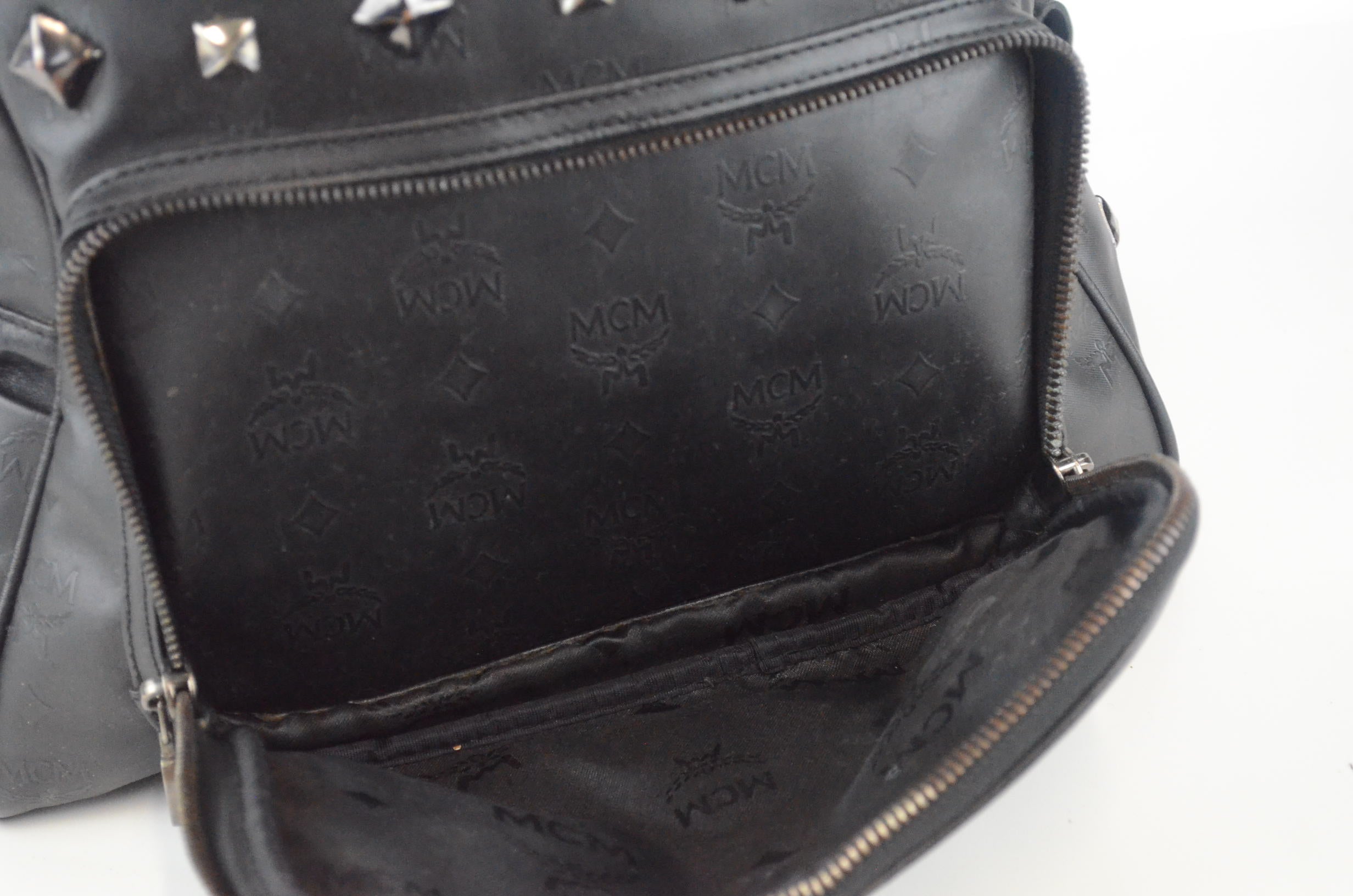 MCM Rucksack mit Pouch