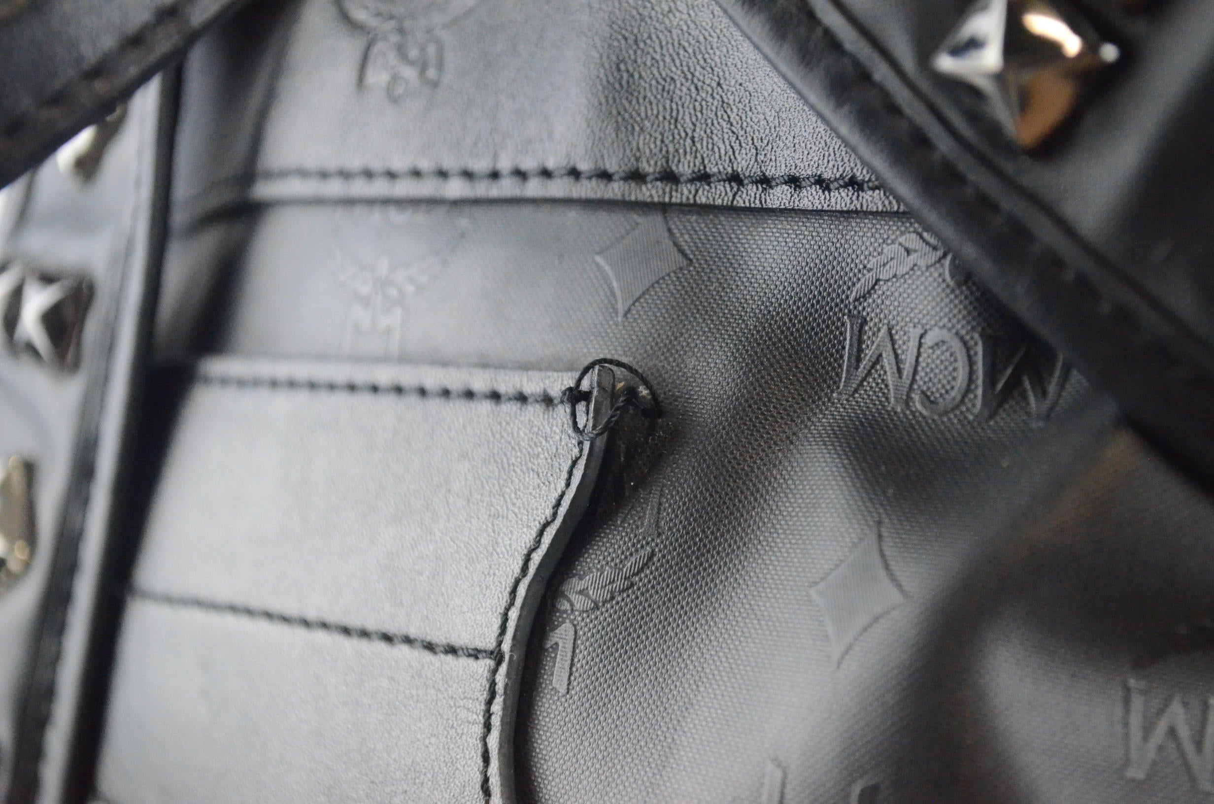 MCM Rucksack mit Pouch