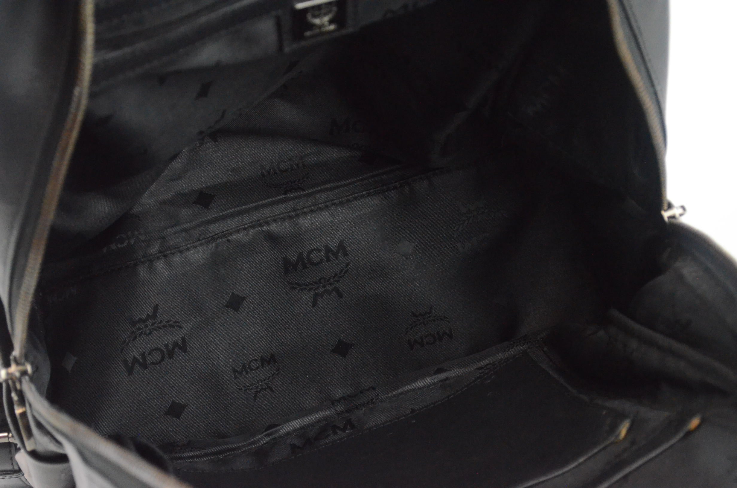 MCM Rucksack mit Pouch
