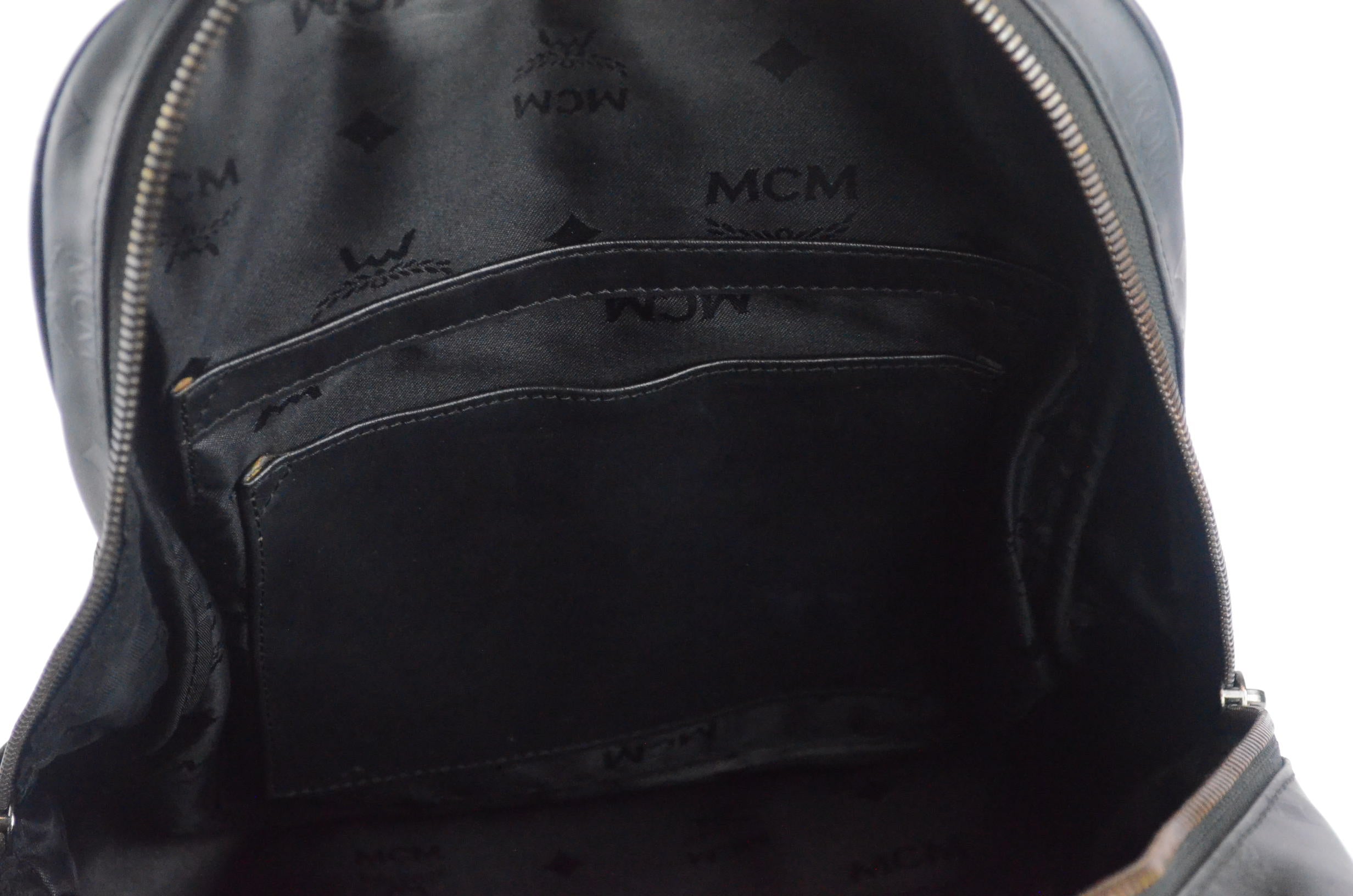 MCM Rucksack mit Pouch