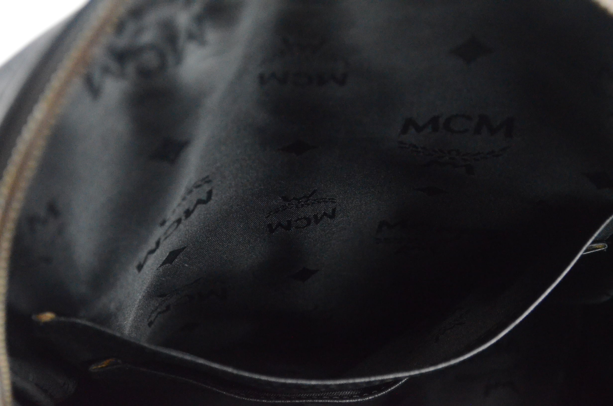 MCM Rucksack mit Pouch