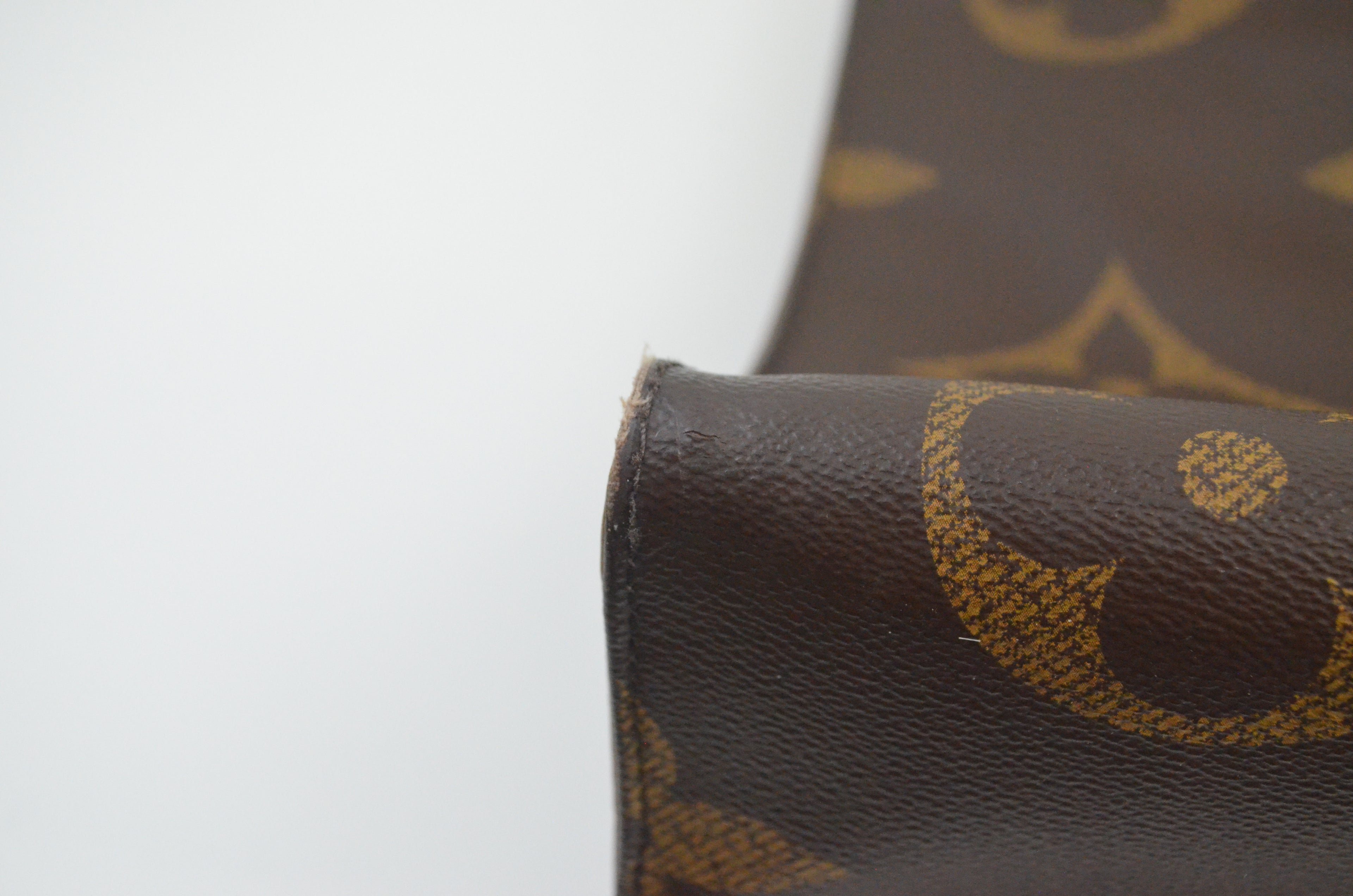 Louis Vuitton OnTheGo