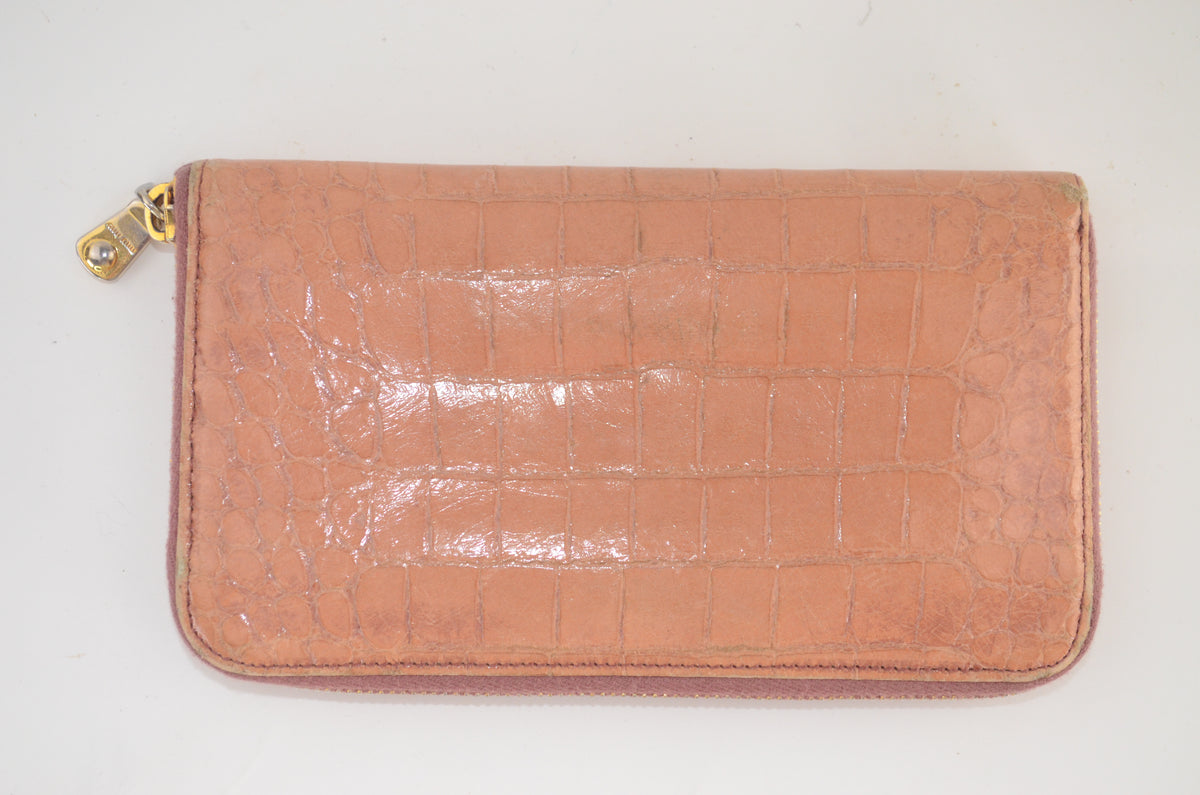 Miu Miu St. Cocco Lux Zip Around Wallet Lack-Kalbsleder in Antico