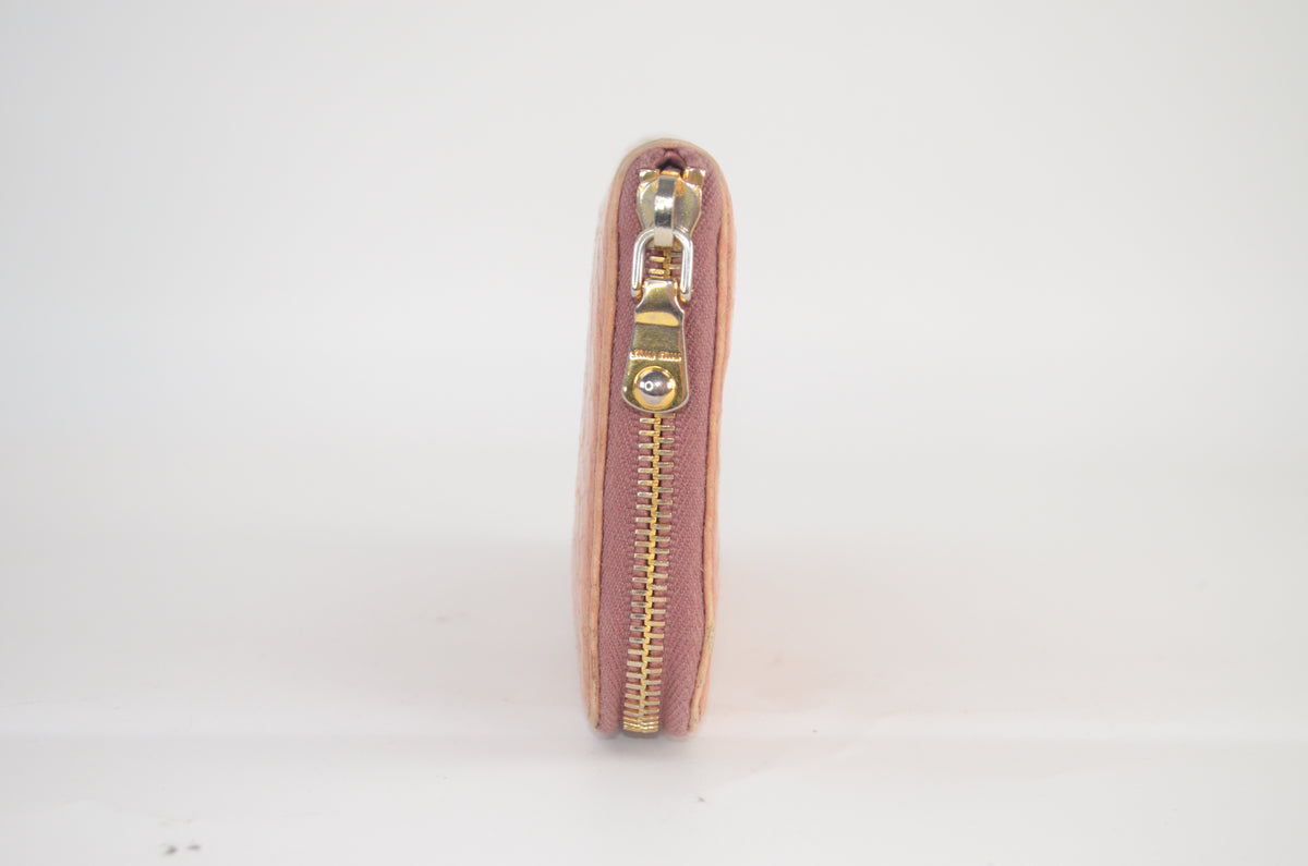 Miu Miu St. Cocco Lux Zip Around Wallet Lack-Kalbsleder in Antico
