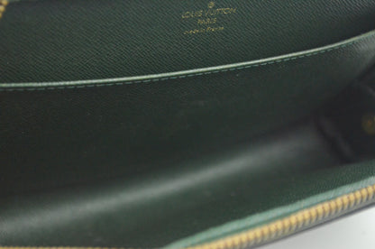 Louis Vuitton Clutch
