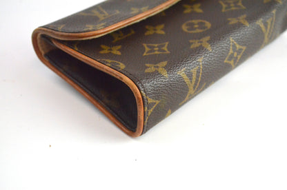 Louis Vuitton Pochette Florentine