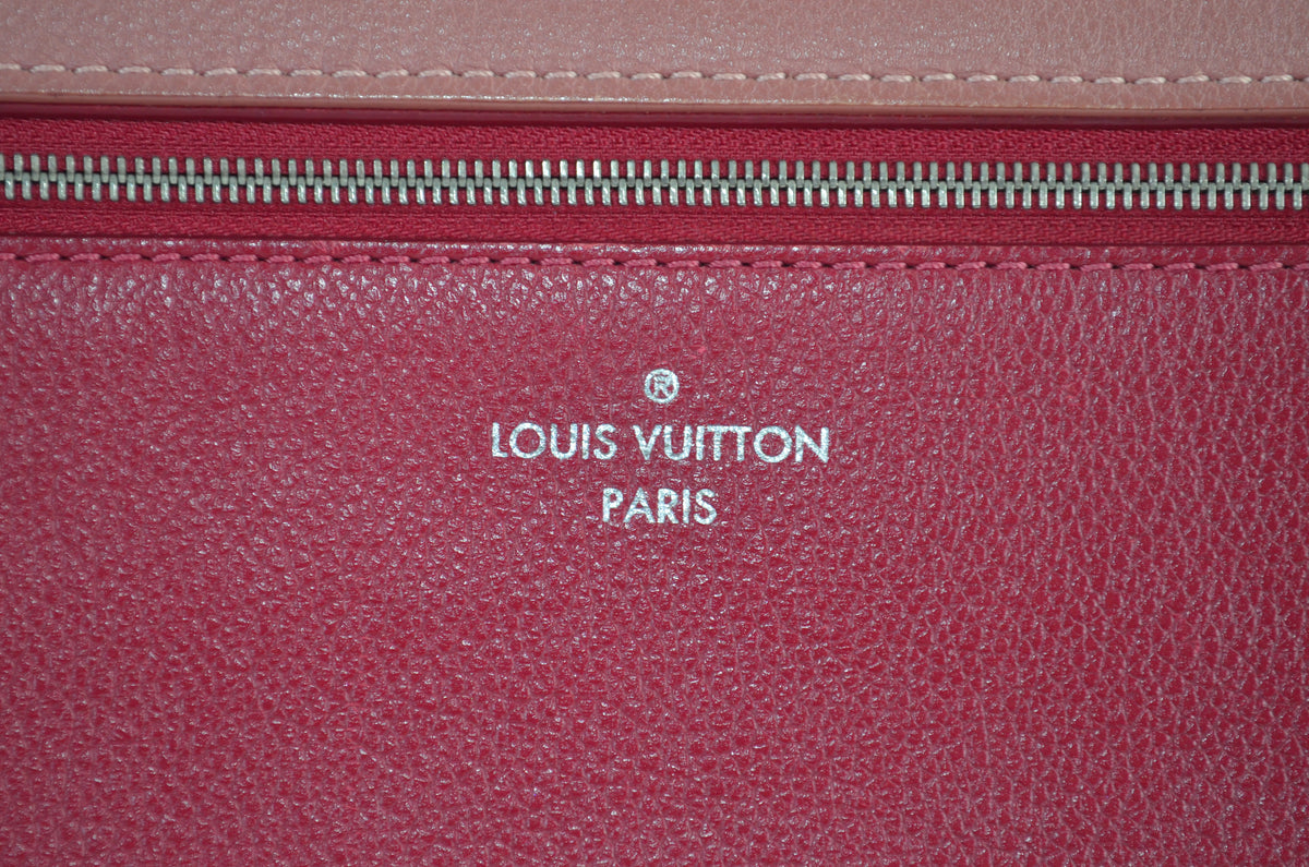 Louis Vuitton LockMe Leder Bordeaux Creme