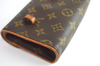 Louis Vuitton Pochette Florentine