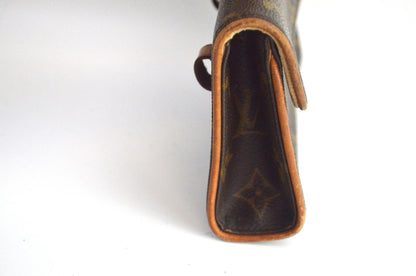 Louis Vuitton Pochette Florentine