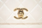 Chanel Schultertasche Weiß mit CC-Verschluss