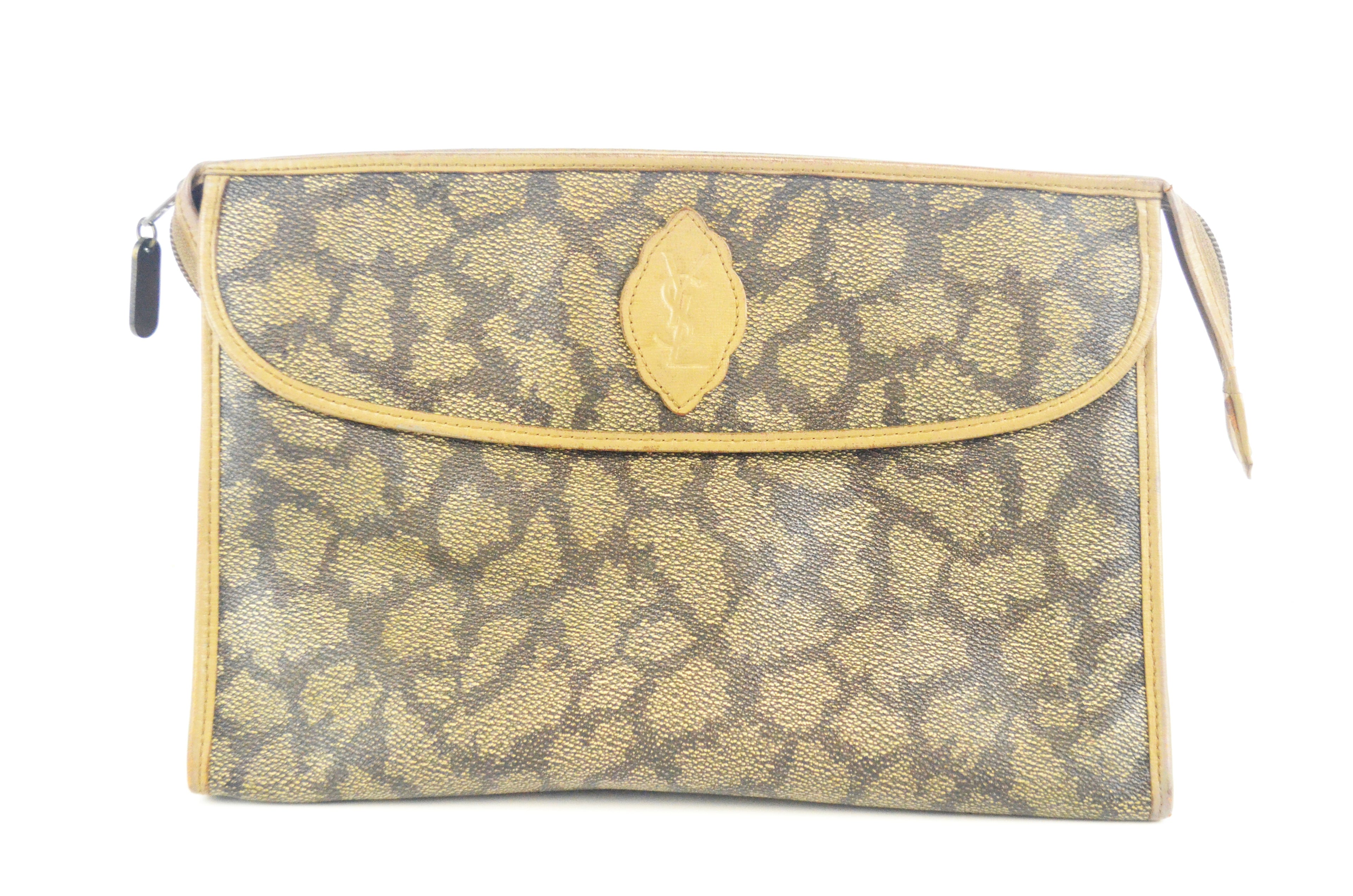 Yves Saint Laurent Clutch