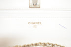 Chanel Schultertasche Weiß mit CC-Verschluss