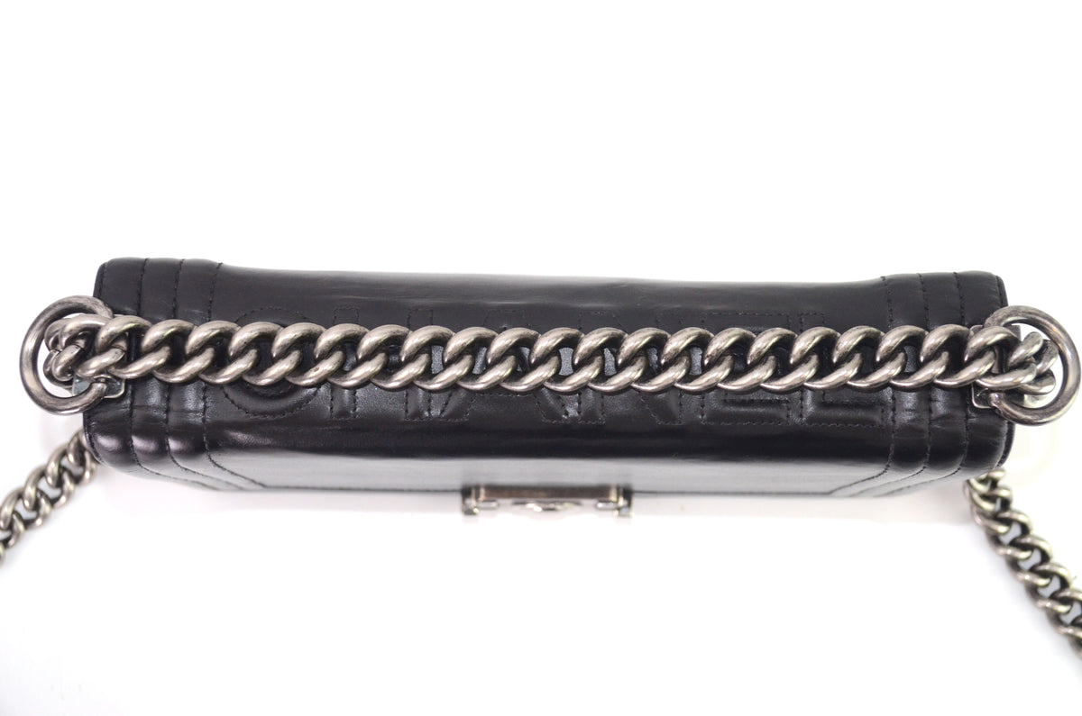 Chanel Boy Schultertasche Schwarz mit Kettenriemen