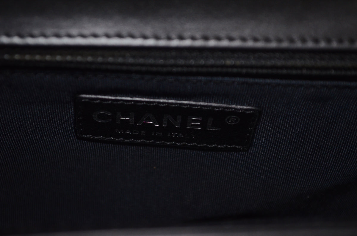 Chanel Boy Schultertasche Schwarz mit Kettenriemen