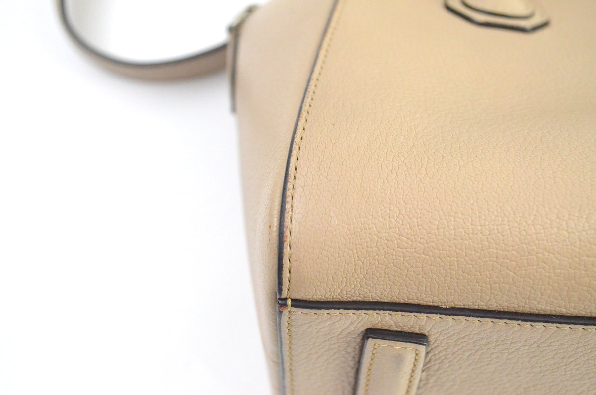 Givenchy Antigona Handtasche Leder Beige