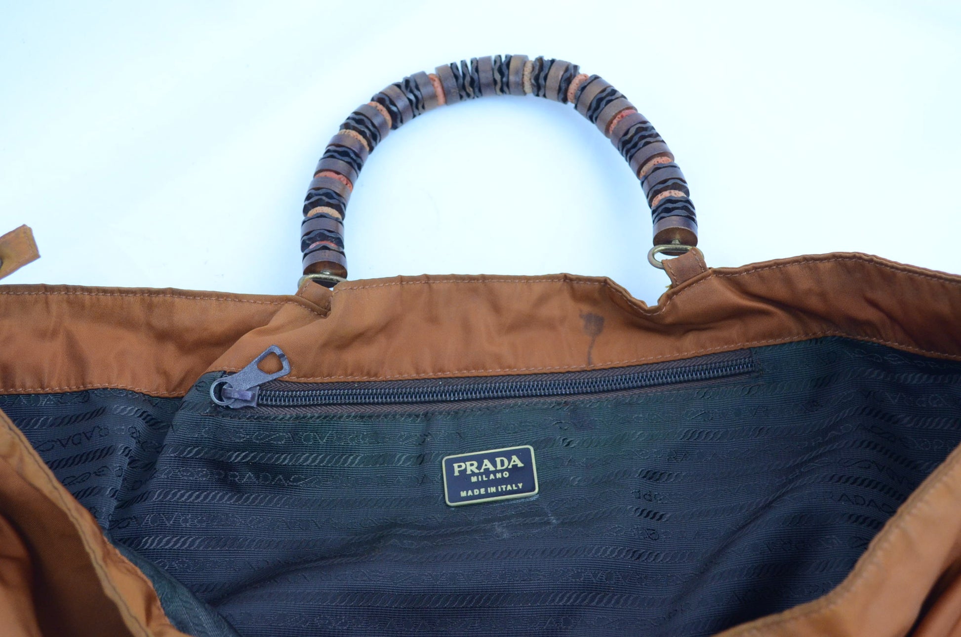 Prada Tasche günstig kaufen – Luxe Less - Main Image