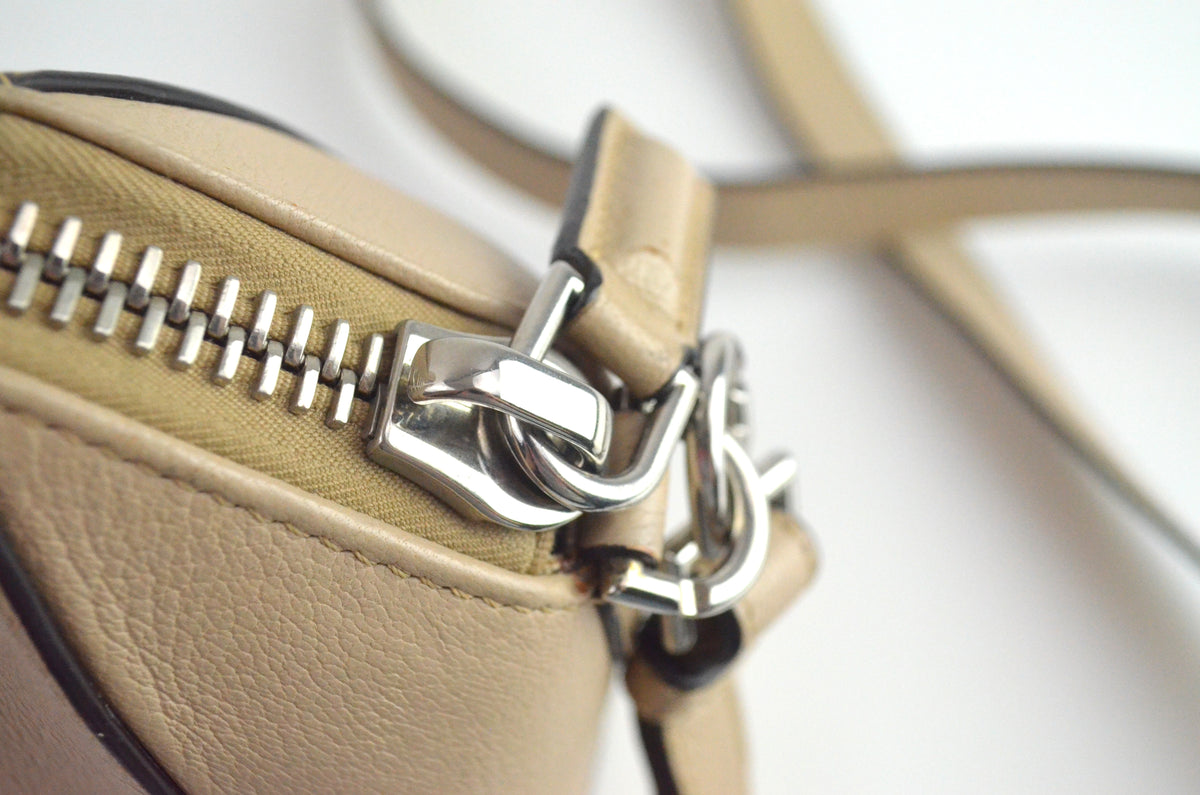 Givenchy Antigona Handtasche Leder Beige