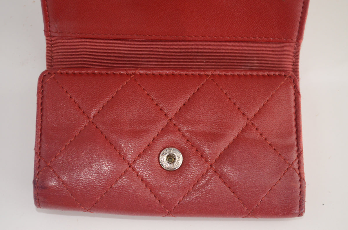 Chanel Quilted 6 Key Schlüsselmäppchen Rot