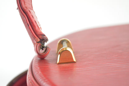 Louis Vuitton Cannes Beauty Case Epi Leder