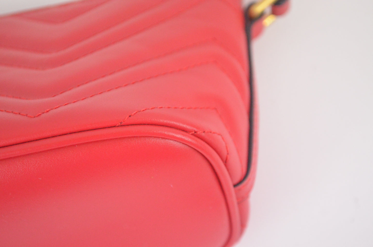 Gucci Marmont Boat Pochette