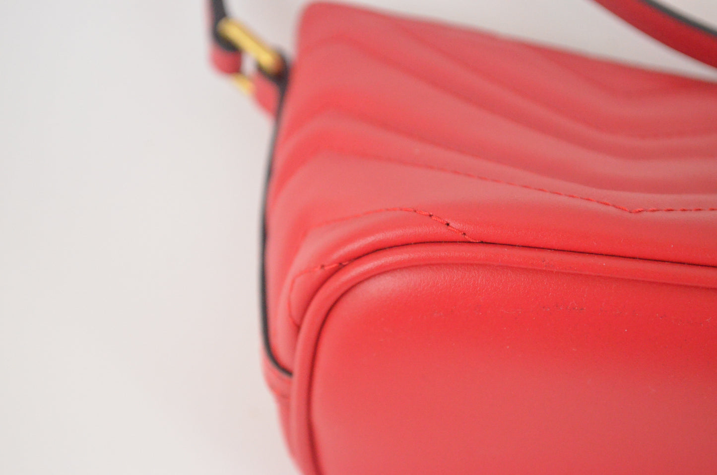 Gucci Marmont Boat Pochette