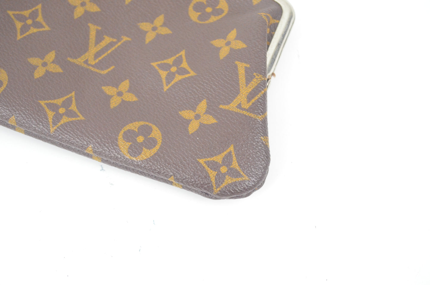 Louis Vuitton Kisslock Pouch Monogram Canvas