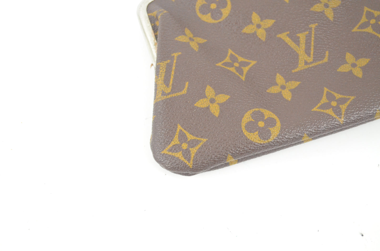 Louis Vuitton Kisslock Pouch Monogram Canvas