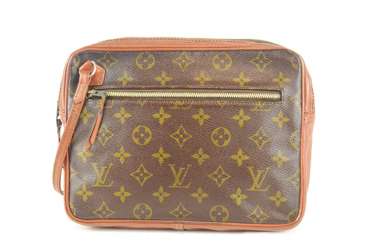 Louis Vuitton Clutch