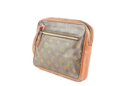 Louis Vuitton Clutch