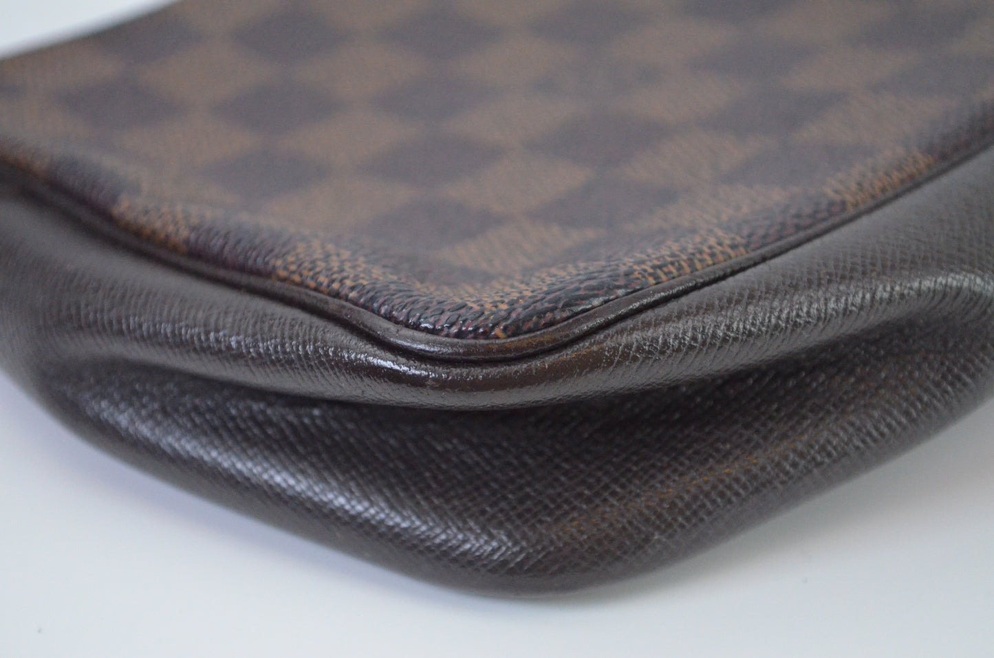 Louis Vuitton Damier Ebene Trousse Pochette