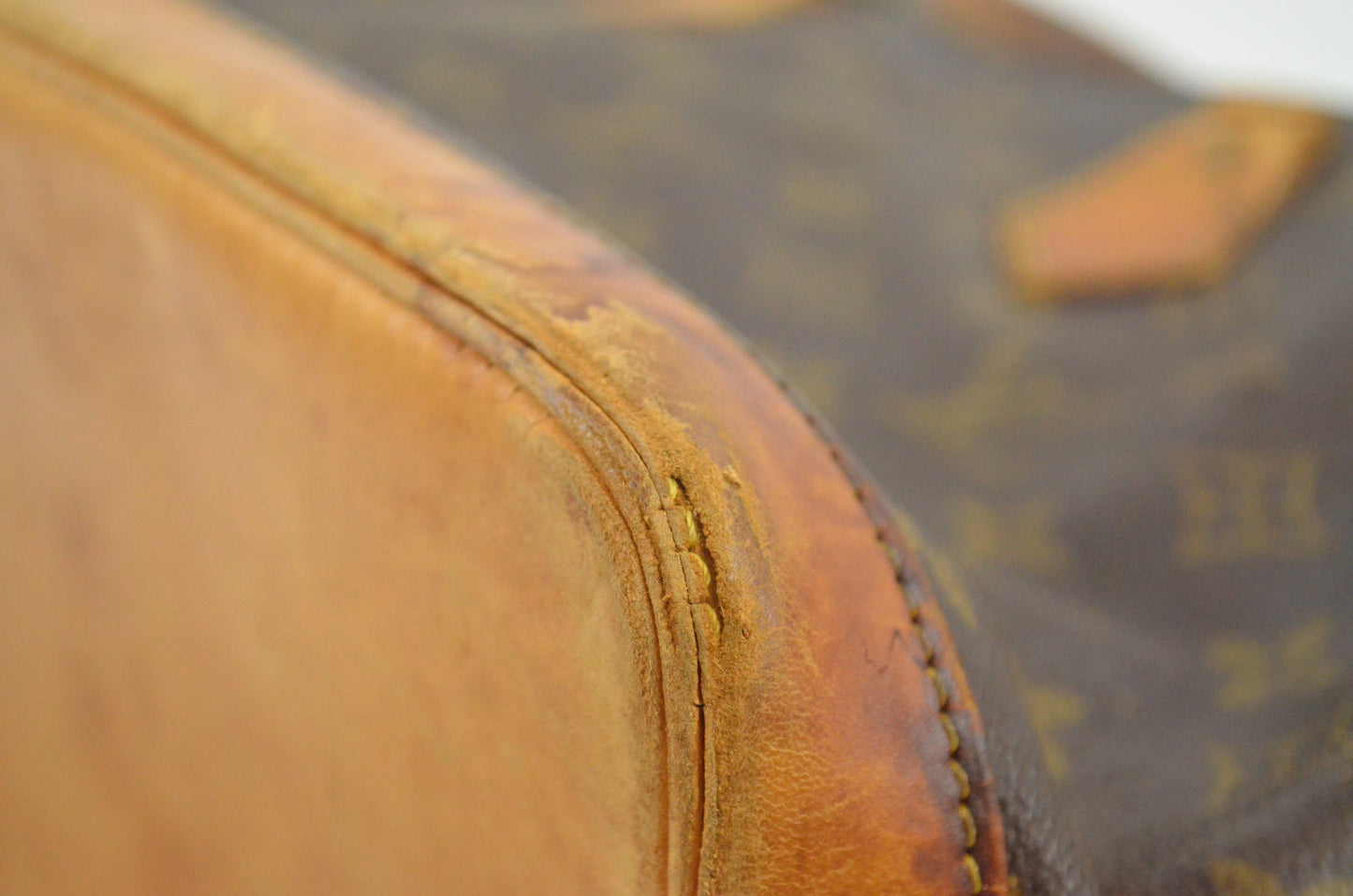 Louis Vuitton Alma