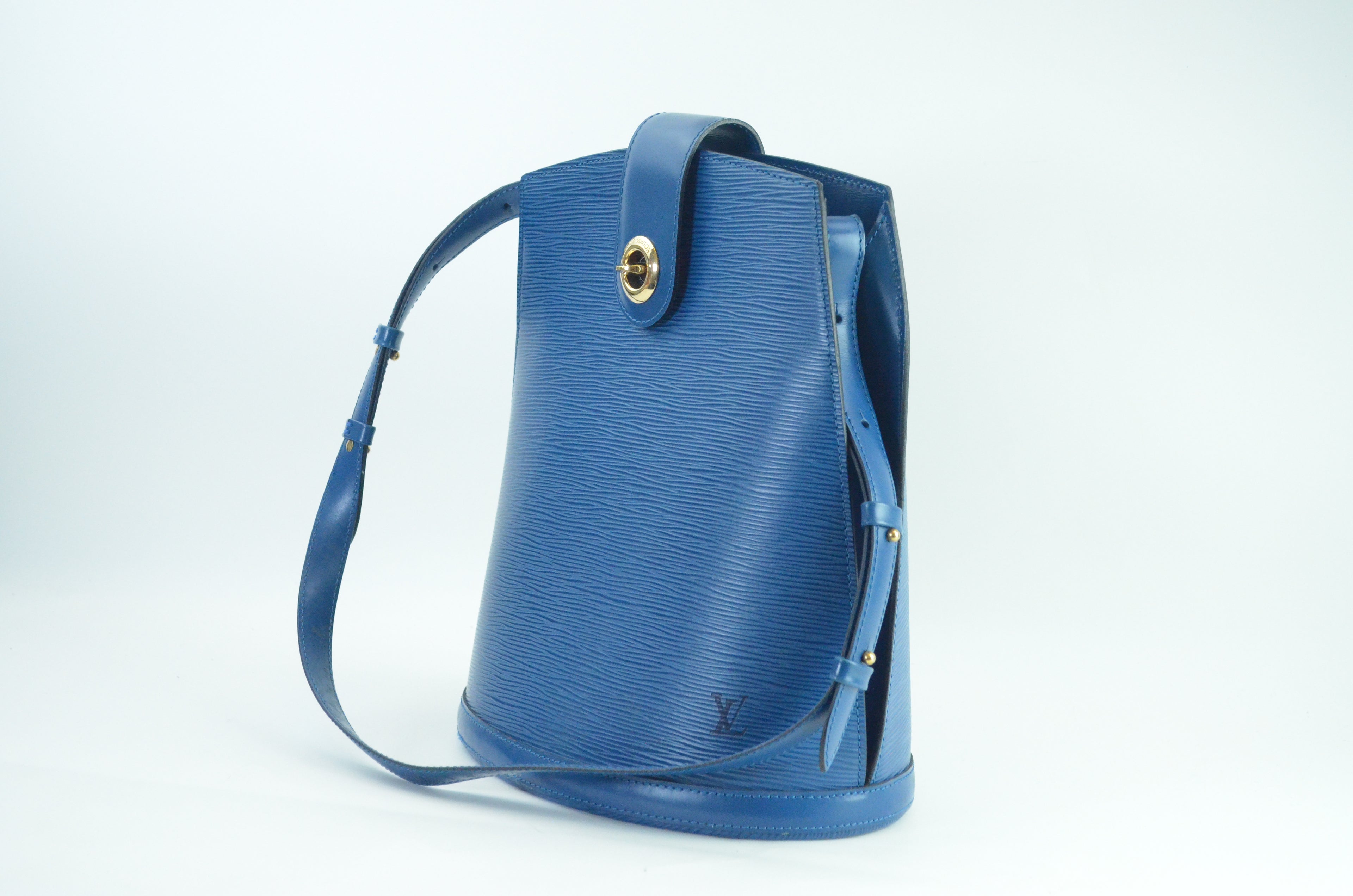 Louis Vuitton Cluny