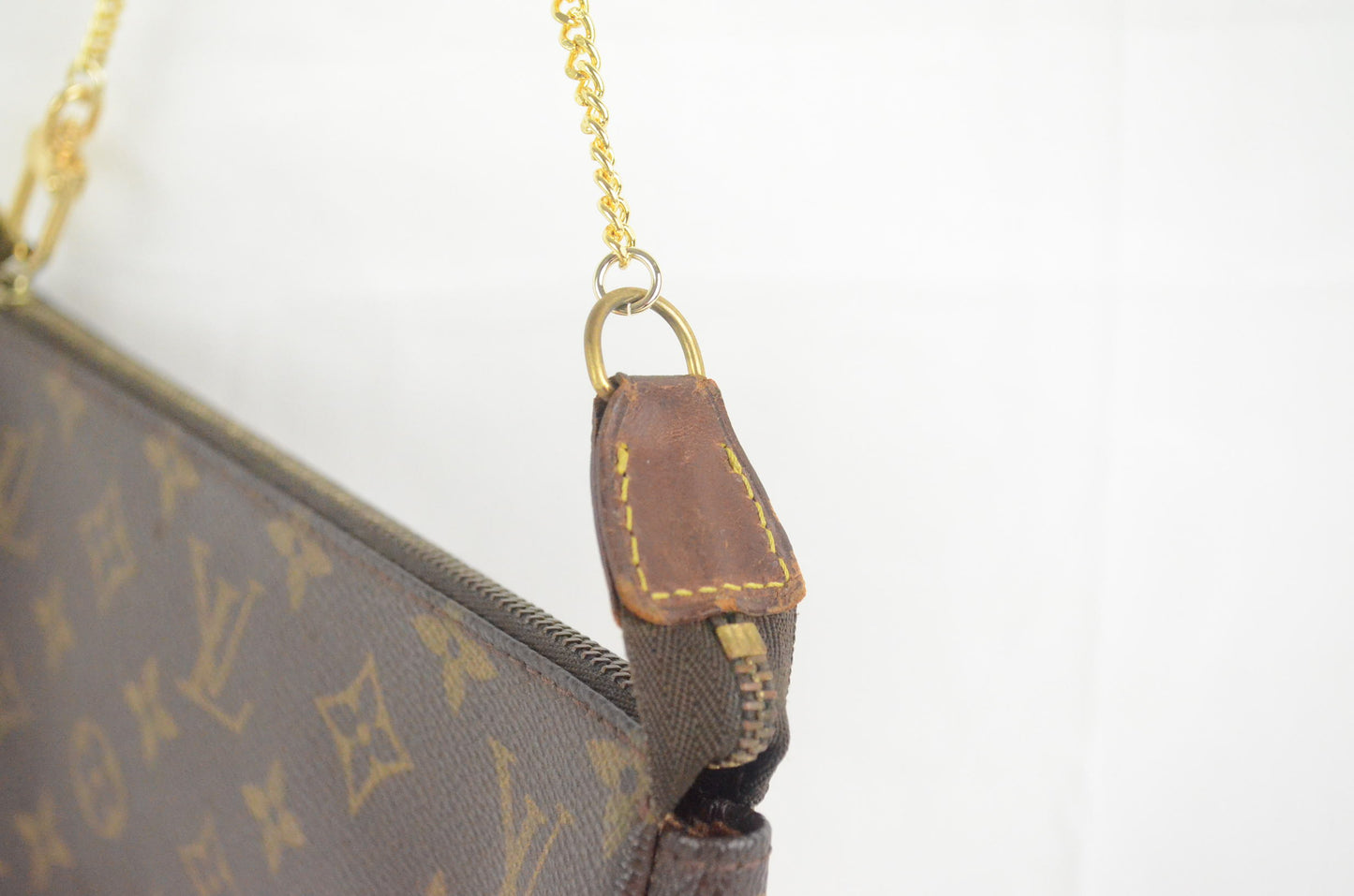 Louis Vuitton Pochette Monogram Canvas