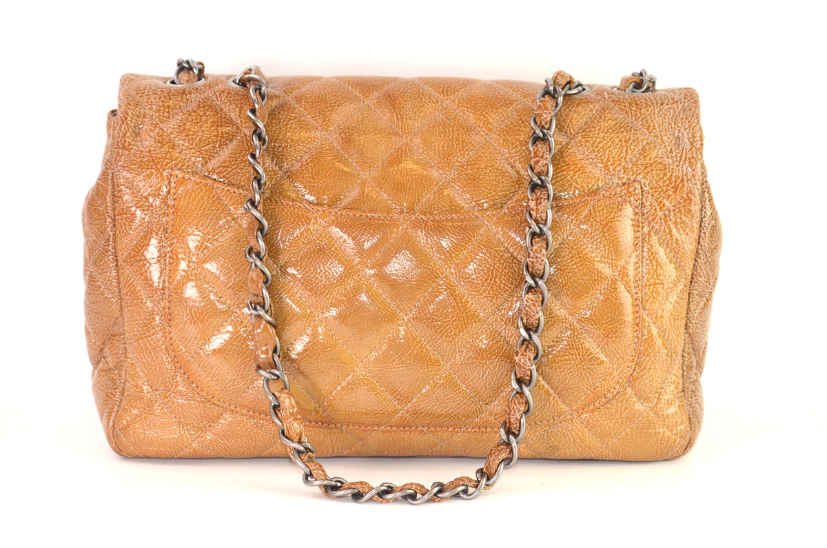 Chanel Classic Flap Lackleder