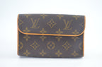 Louis Vuitton Pochette Florentine